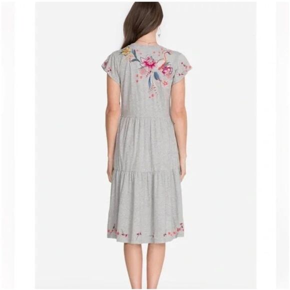 Johnny Was Jessica Tiered Embroidered Midi Dress Heathered Grey Size Small NWT - Picture 2 of 7